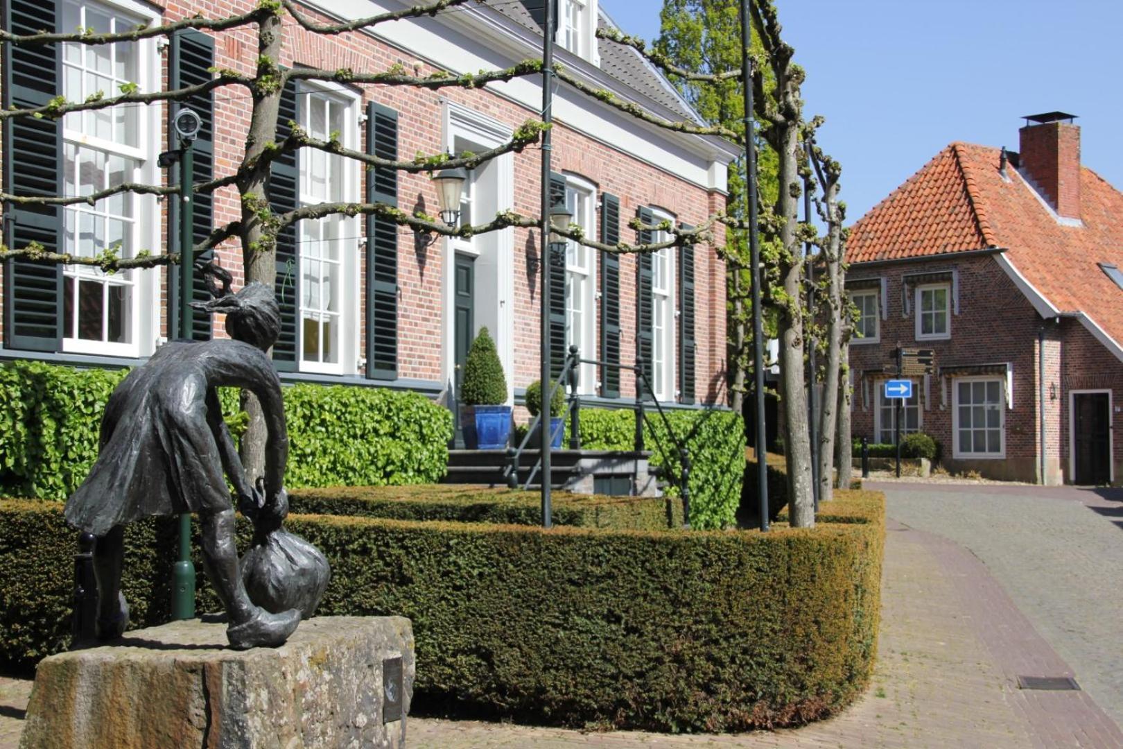 Hotel Van Der Maas オーテマルスム エクステリア 写真