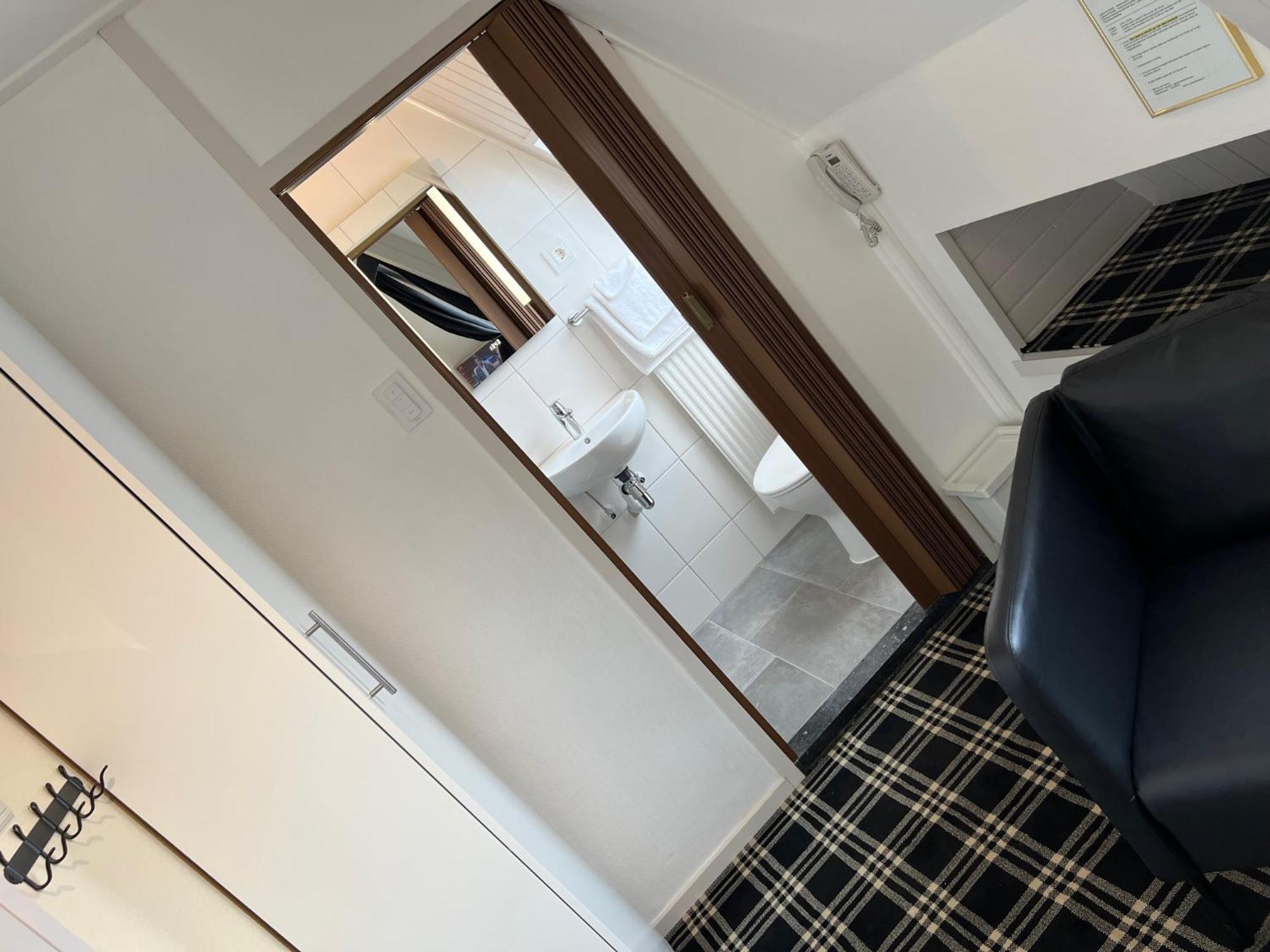 Hotel Van Der Maas オーテマルスム エクステリア 写真