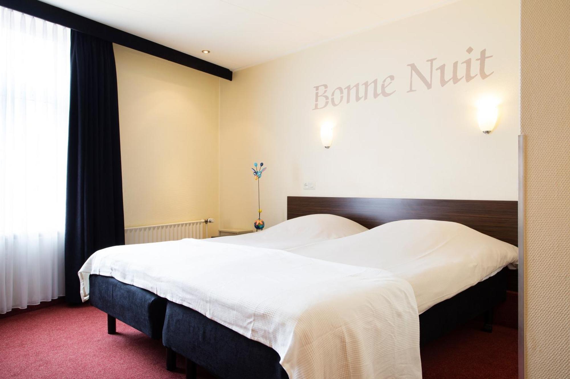 Hotel Van Der Maas オーテマルスム エクステリア 写真